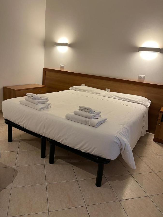La Casa Di Nazareth Hotel Rome Bagian luar foto